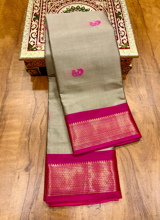 Mor paithani saree