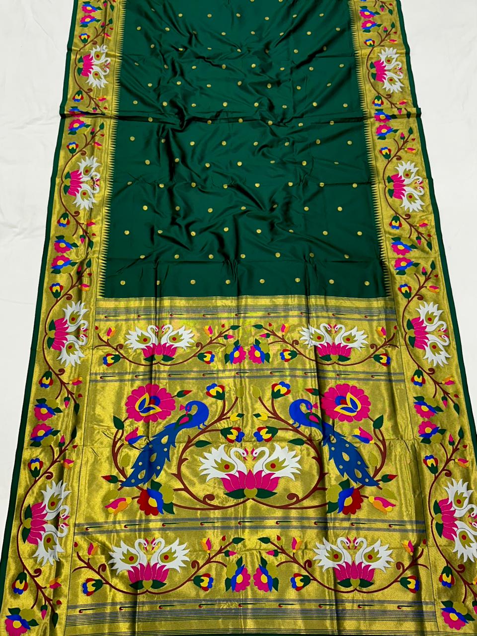 Rajhuns Paithani Saree