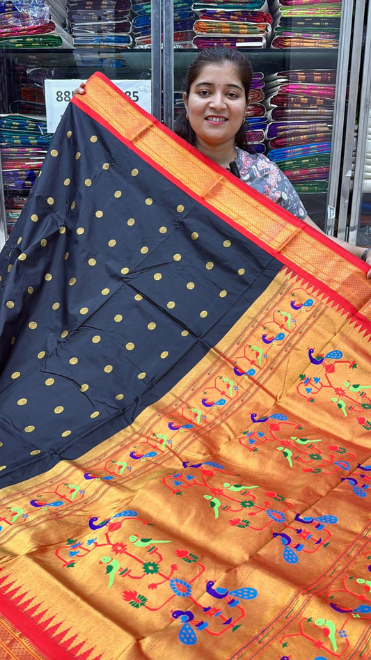 Pure Silk Kadiyal Border Paithani