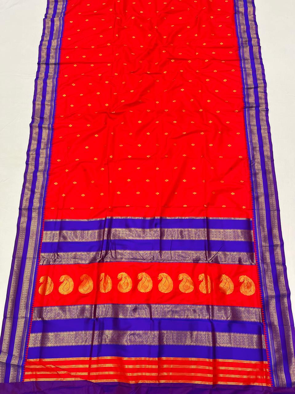 Semi Narayanpeth Saree