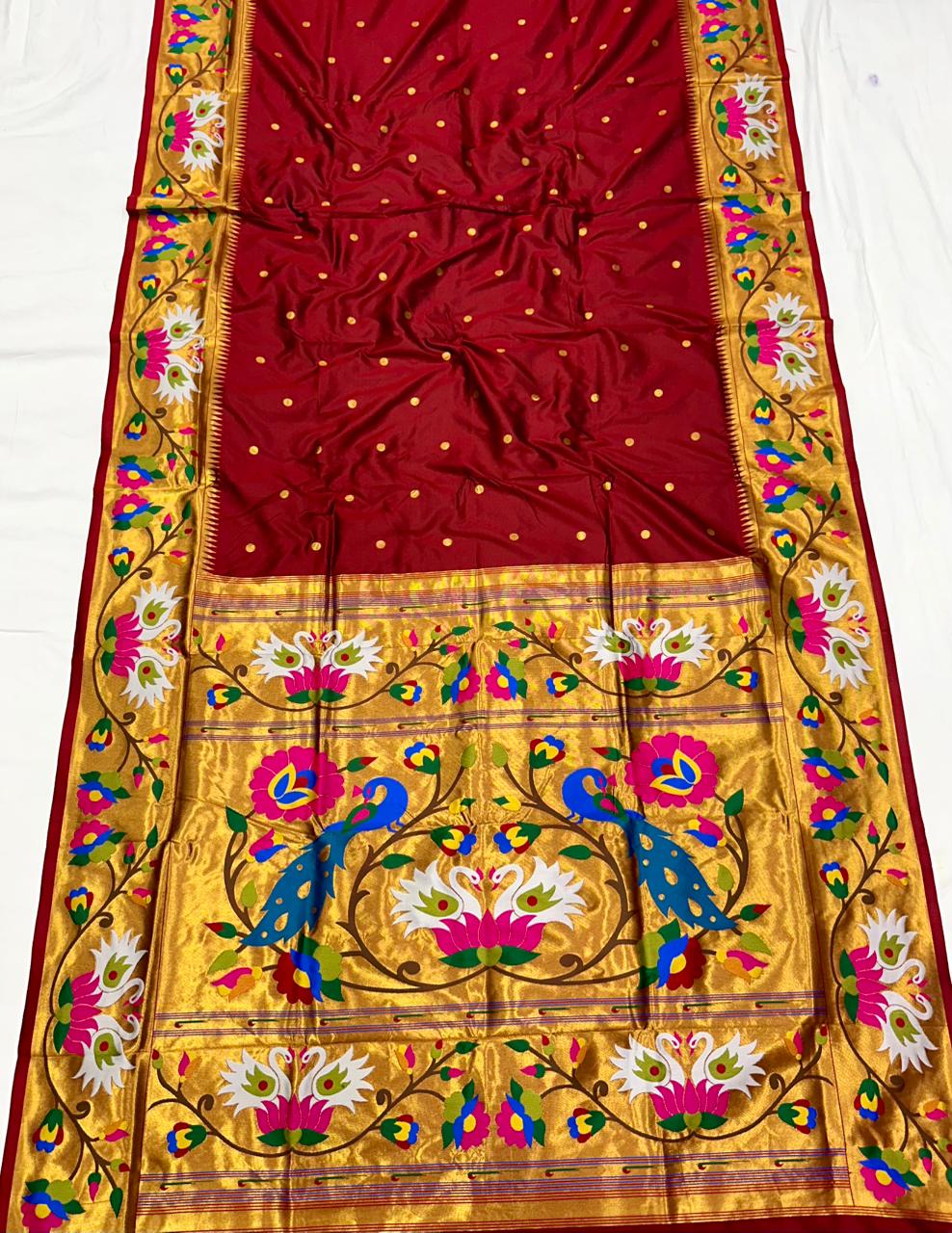 Rajhuns Paithani Saree