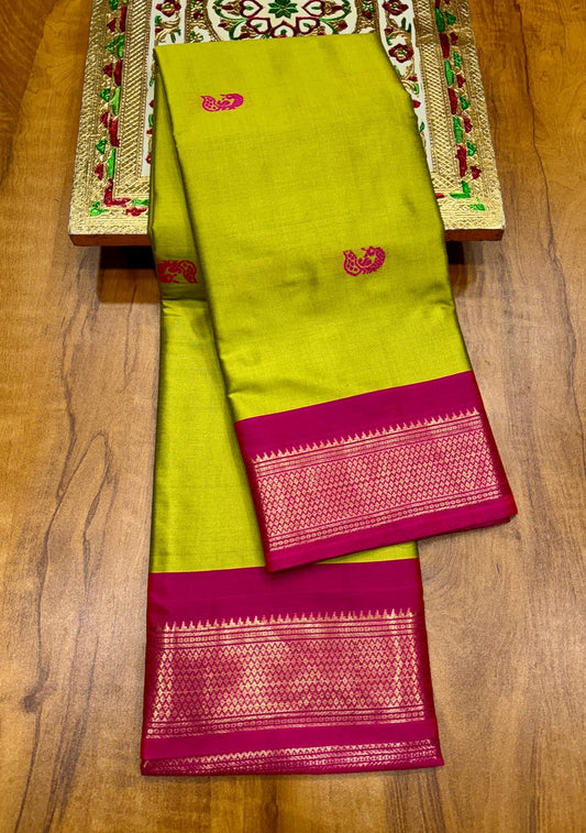 Mor paithani saree