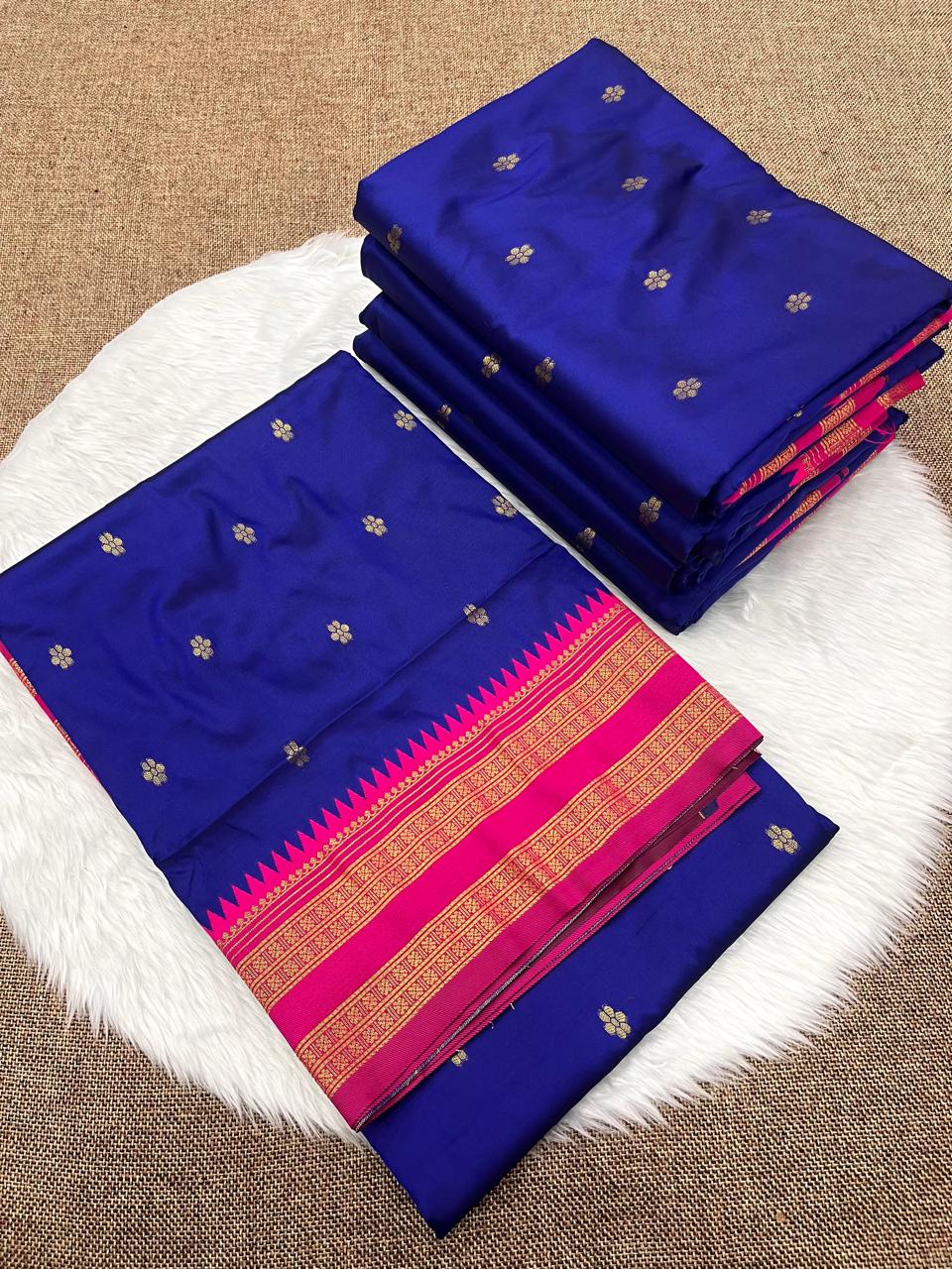 Semi Narayanpeth Saree