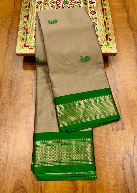 Mor paithani saree