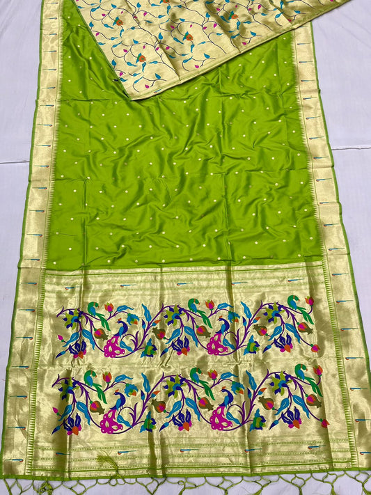 Premium Muniya Paithani Saree