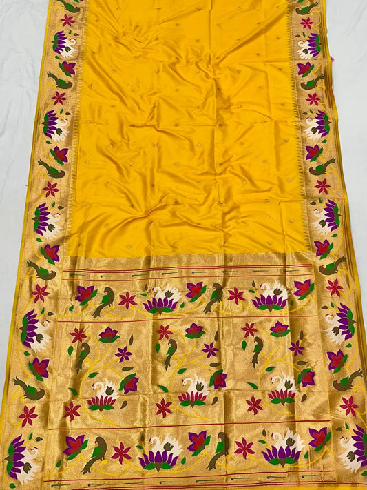 Rajhauns Paithani Saree