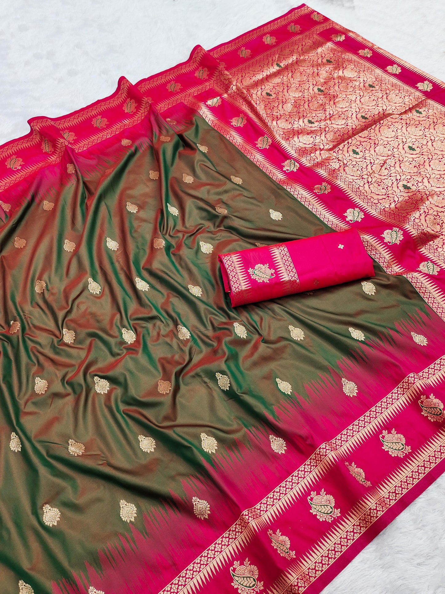 Komal Banarasi Saree