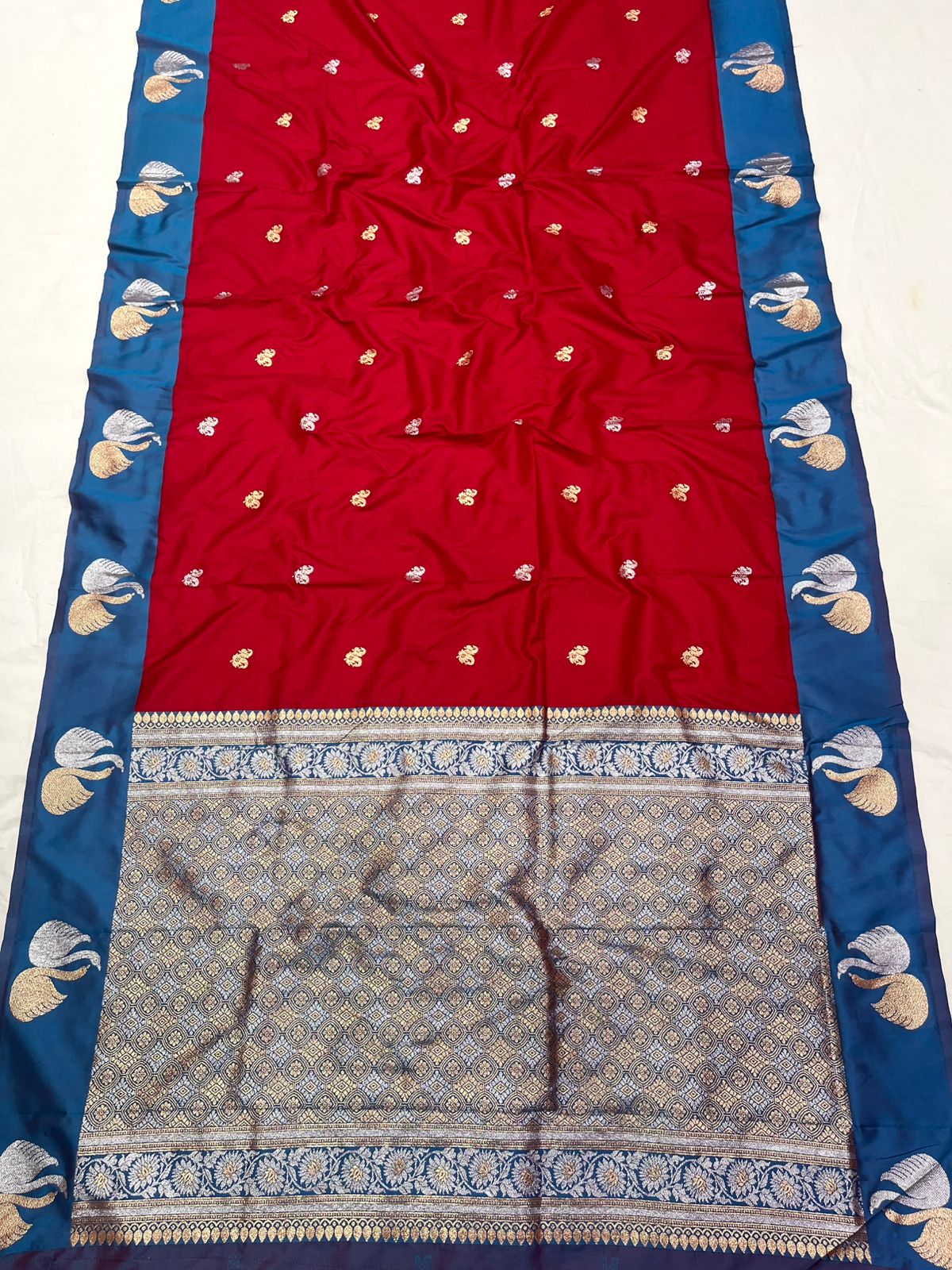 Swan Paithani Saree
