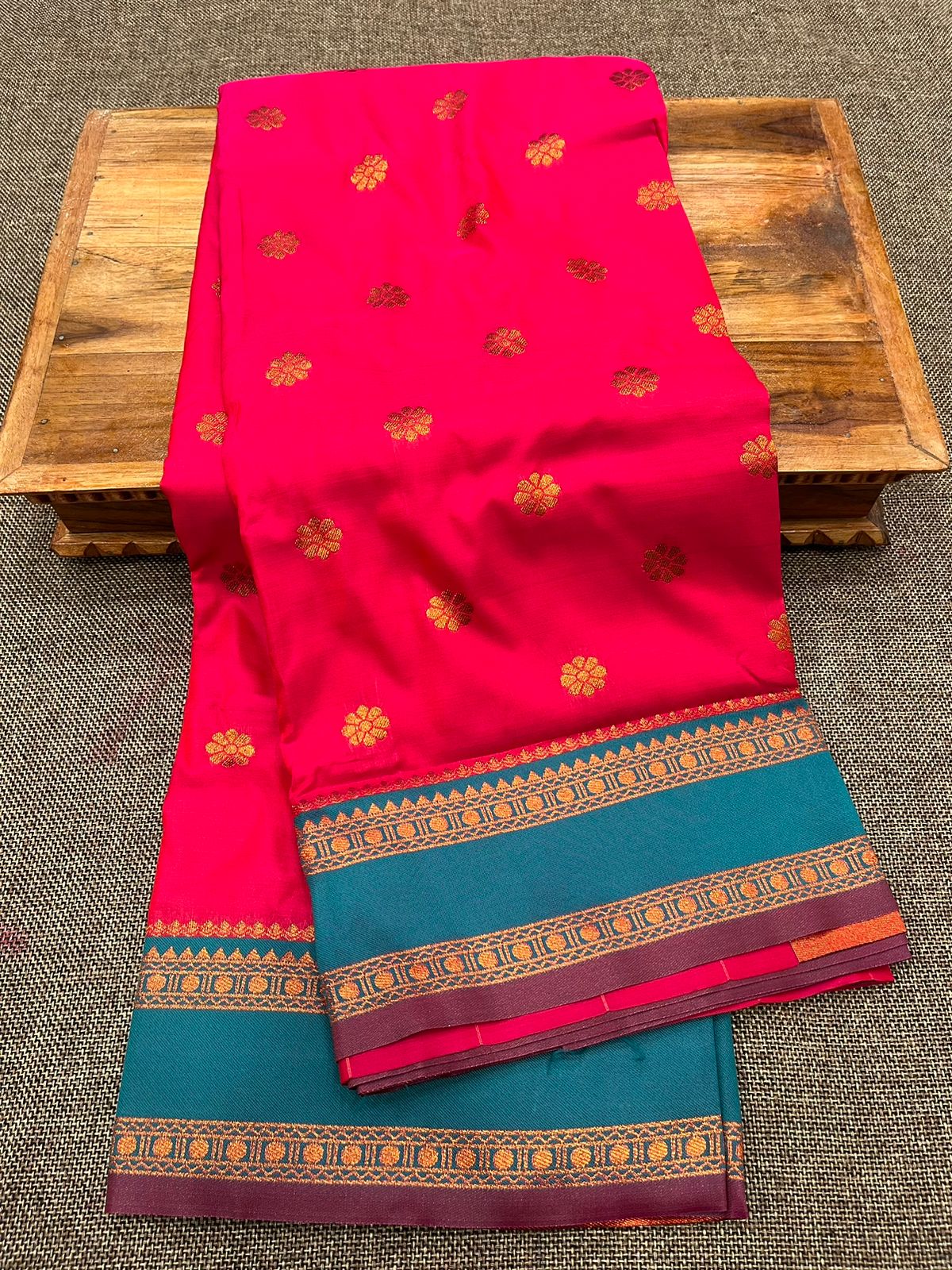 Trending Narayanpeth Saree