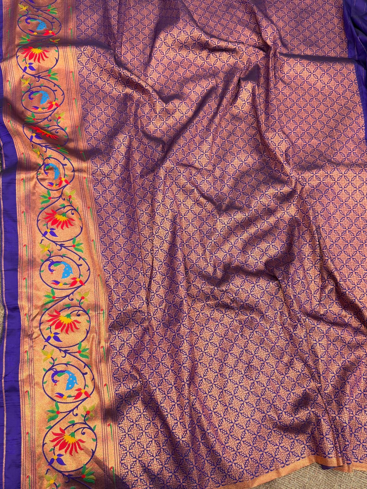 Semi Brocket Paithani