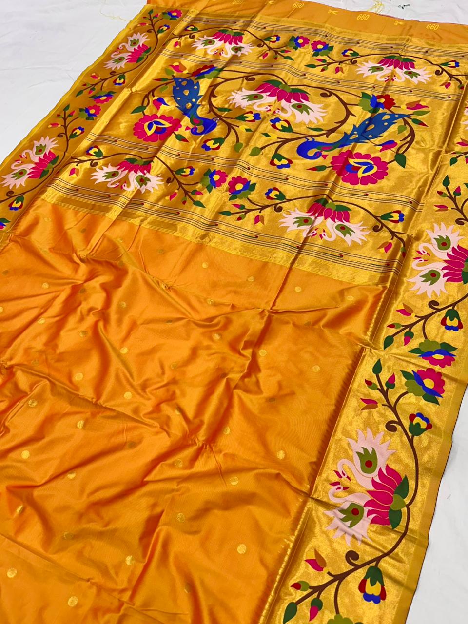 Rajhuns Paithani Saree