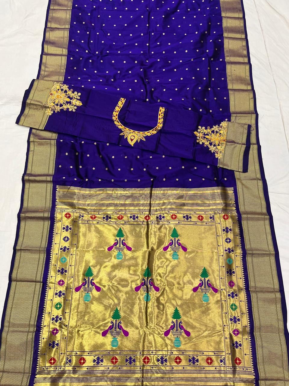 Kalanjali Paithani with Designer Blouse Pis