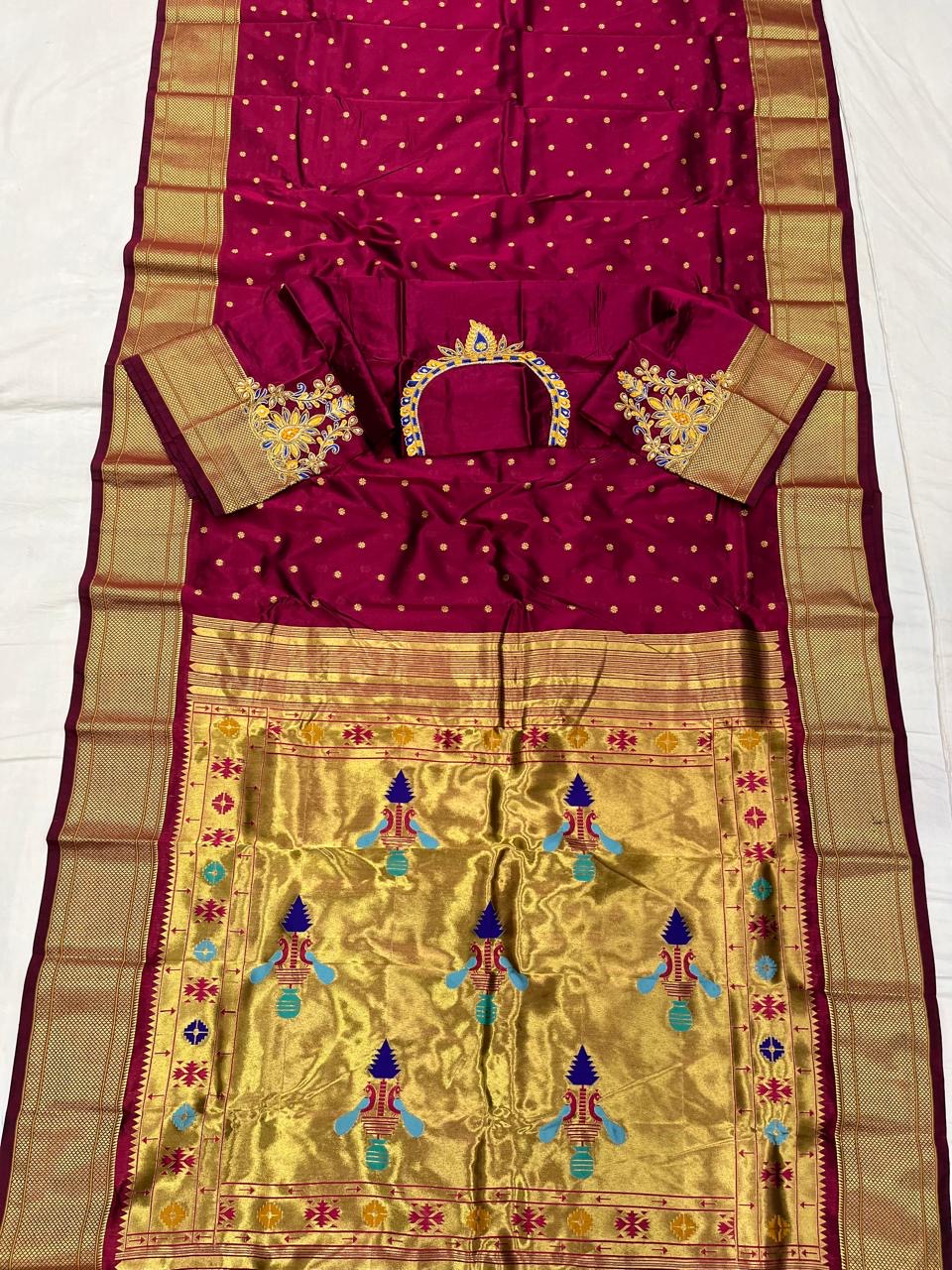 Kalanjali Paithani with Designer Blouse Pis