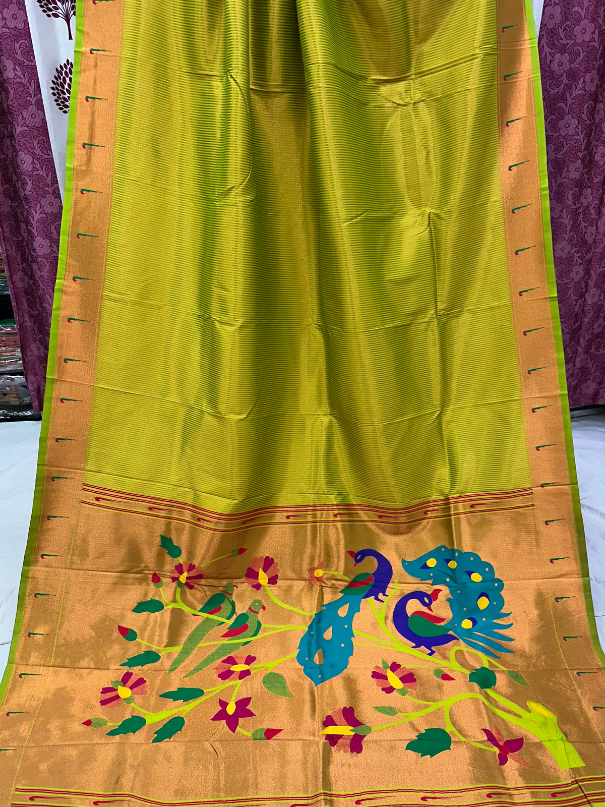 Lining Muniya paithani