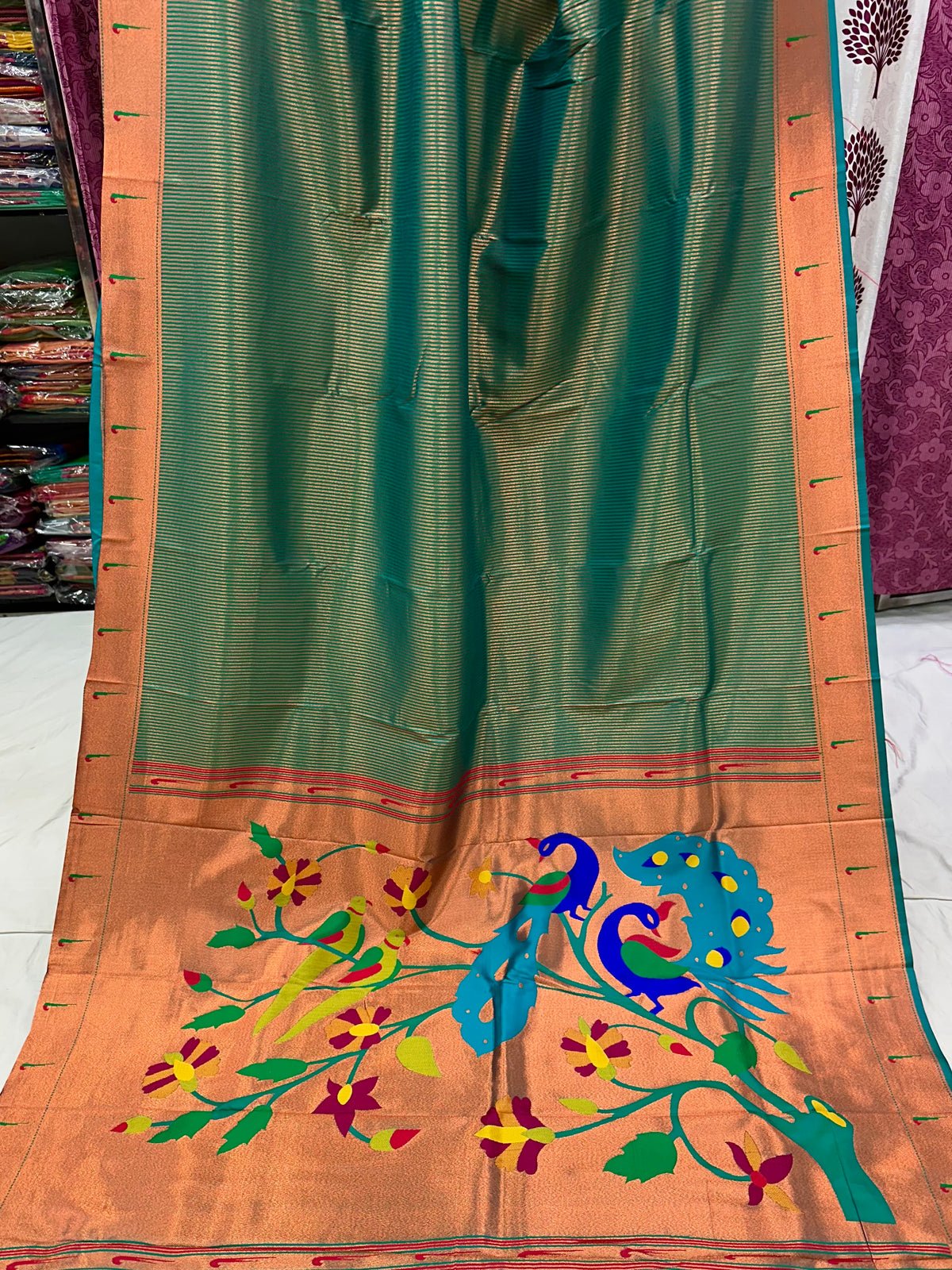 Lining Muniya paithani
