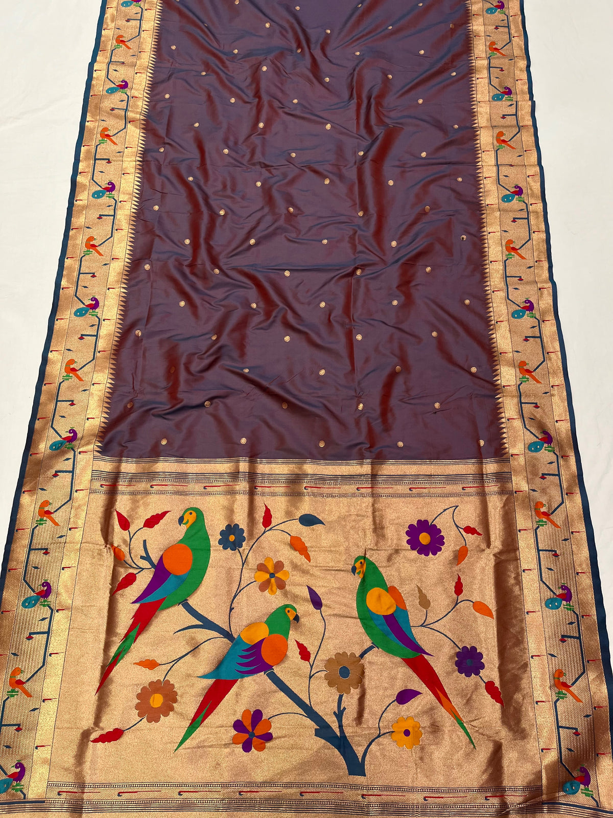 Peacock & parrot border paithani