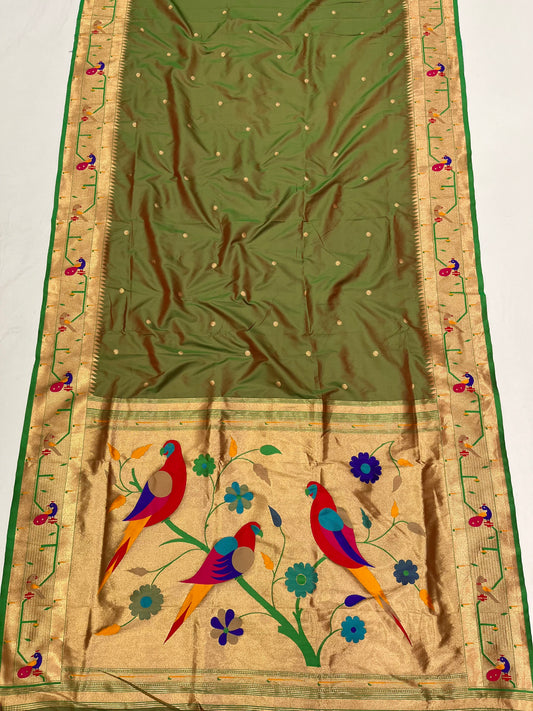 Peacock & parrot border paithani