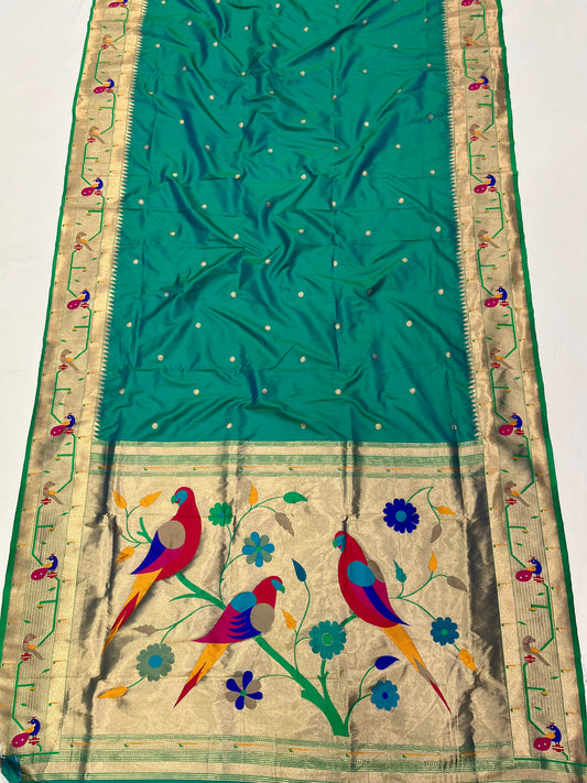 Peacock & parrot border paithani
