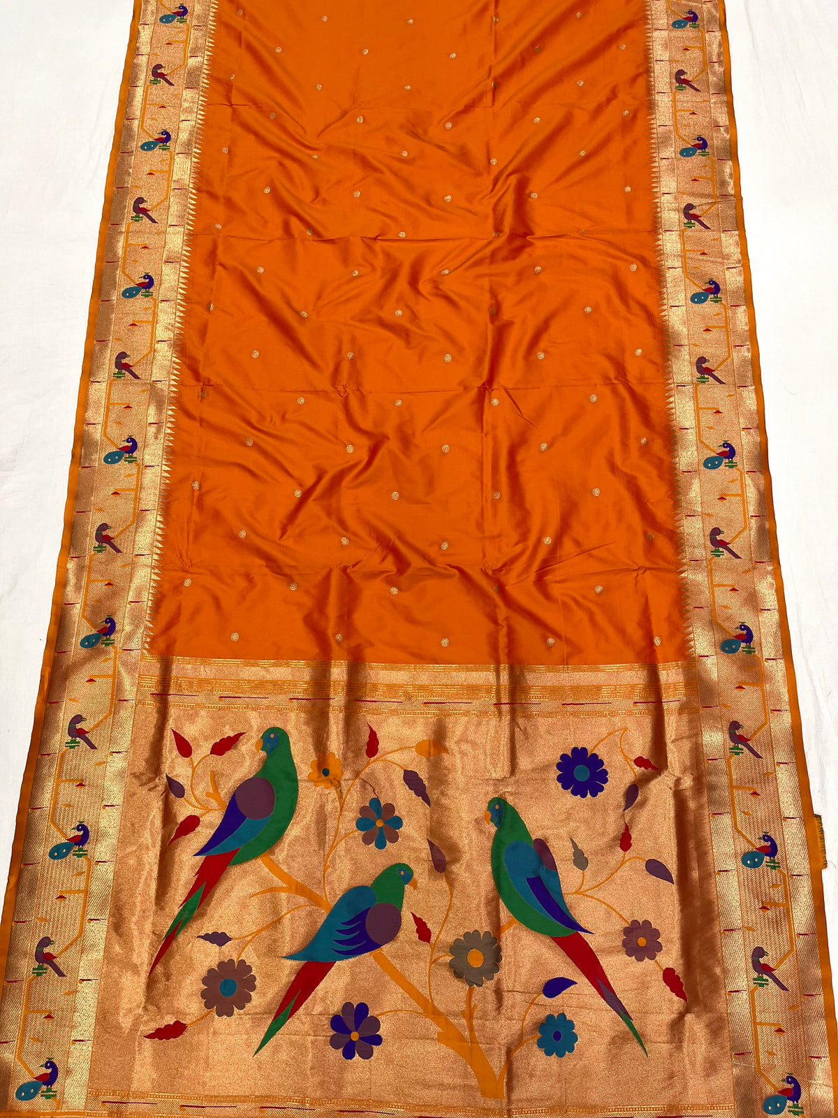 Peacock & parrot border paithani