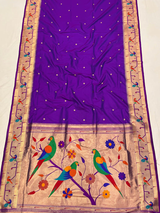 Peacock & parrot border paithani