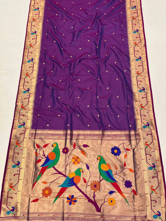 Peacock & parrot border paithani