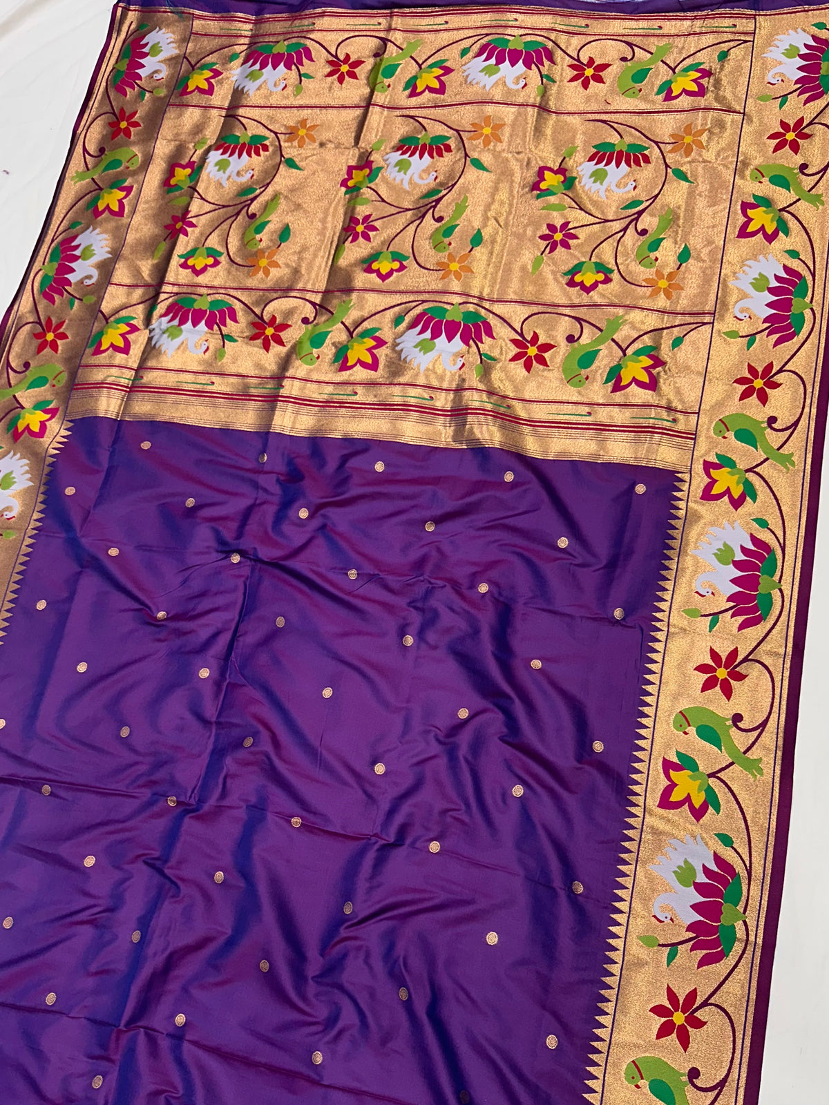 Rajhans paithani saree