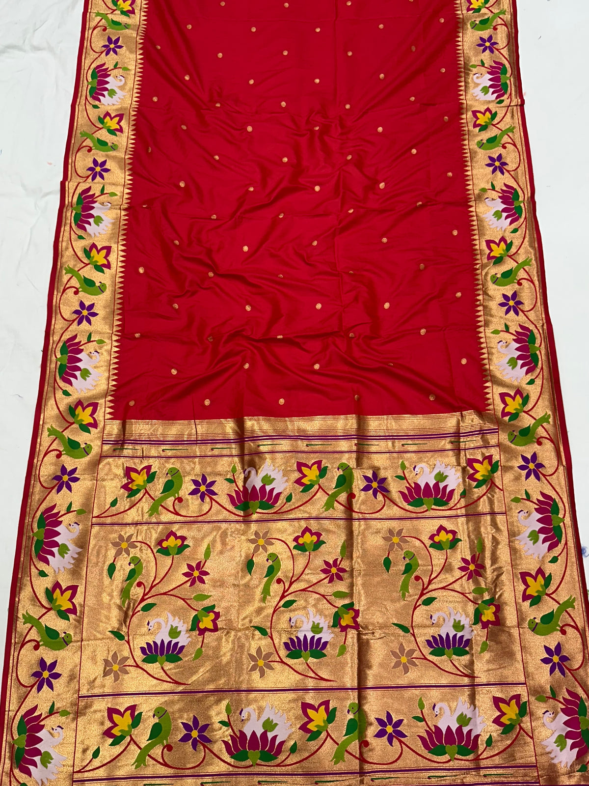 Rajhans paithani saree