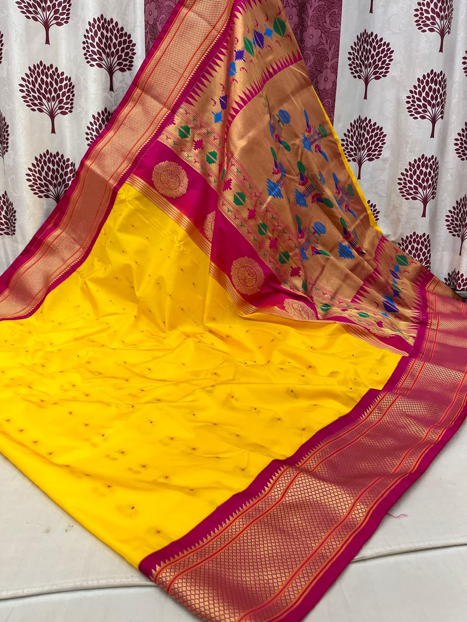 2-3-2 Kadiyal Paithani