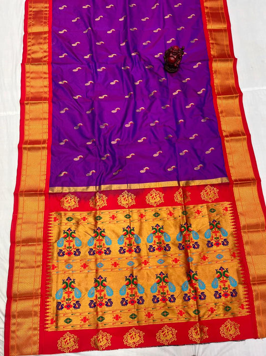 Mina Kadiyal Border Paithani Saree