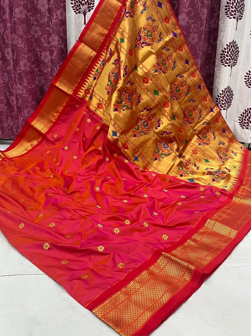 Kadiyal Border Paithani Saree