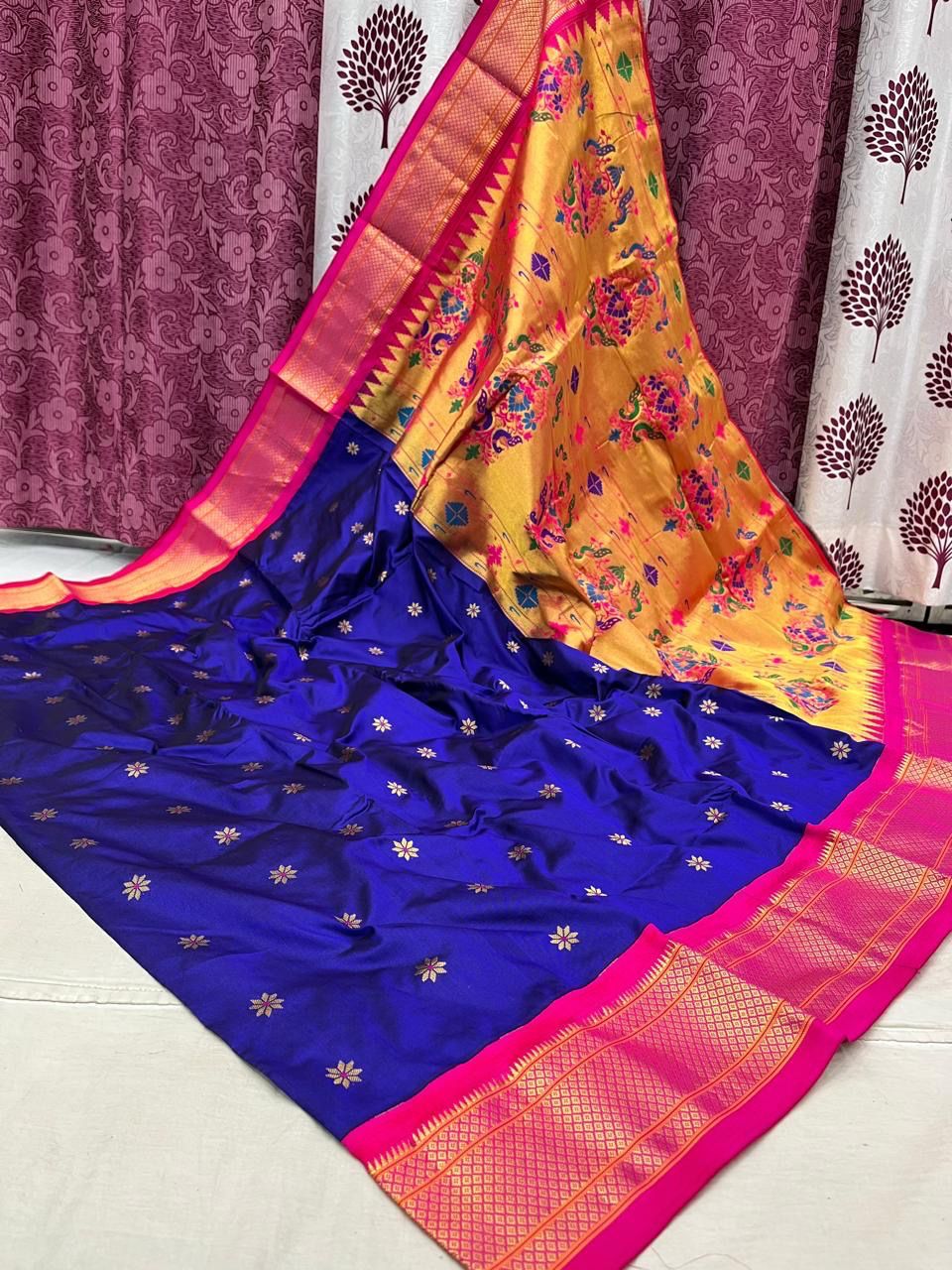 Kadiyal Border Paithani Saree