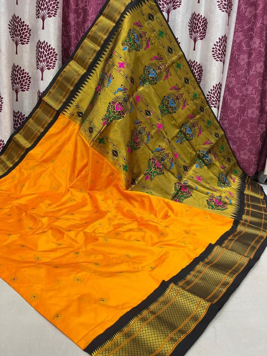 Kadiyal Border Paithani Saree