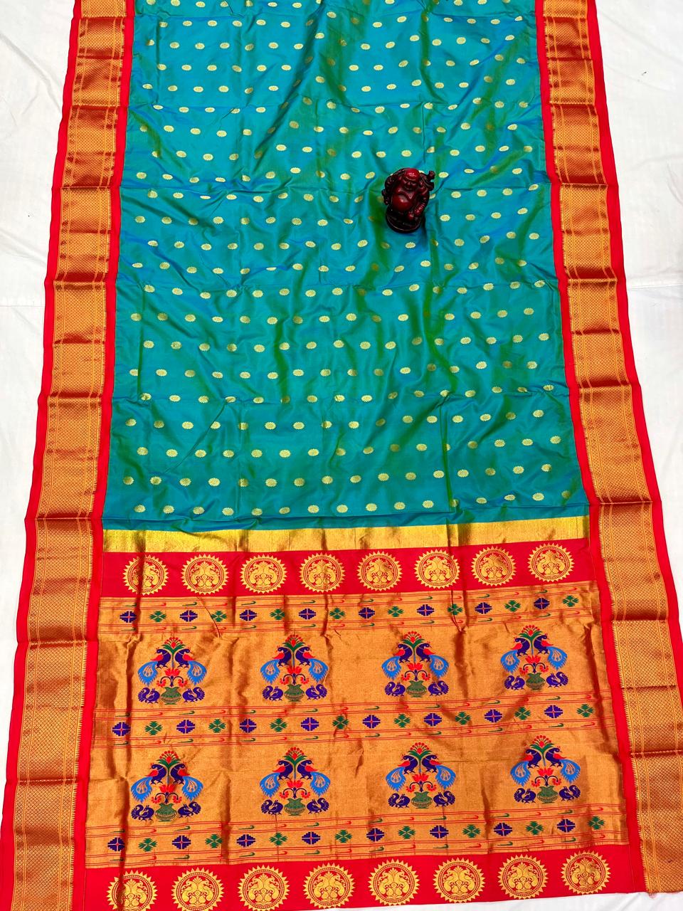 Kadiyal Maharani Paithani