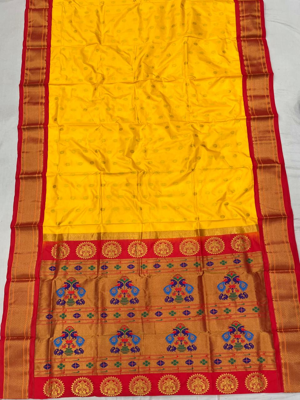 Kadiyal Maharani Paithani