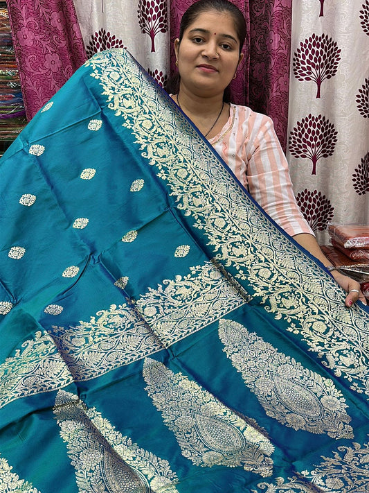 Takshashila Paithani