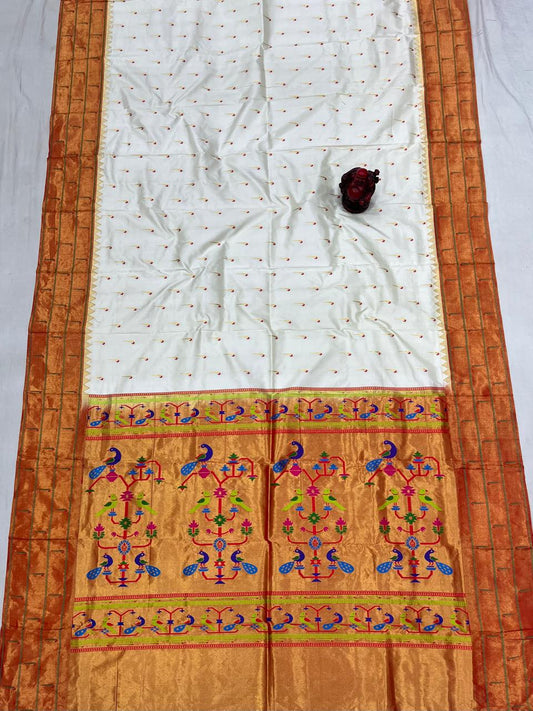 Muniya paithani Saree