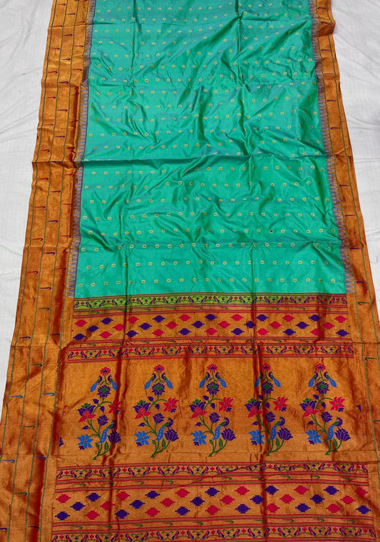 Muniya paithani Saree