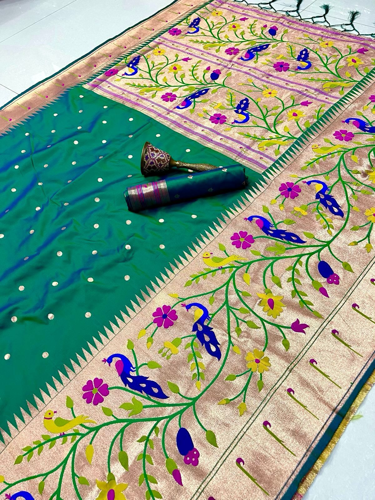 Big Border Peacock Paithani