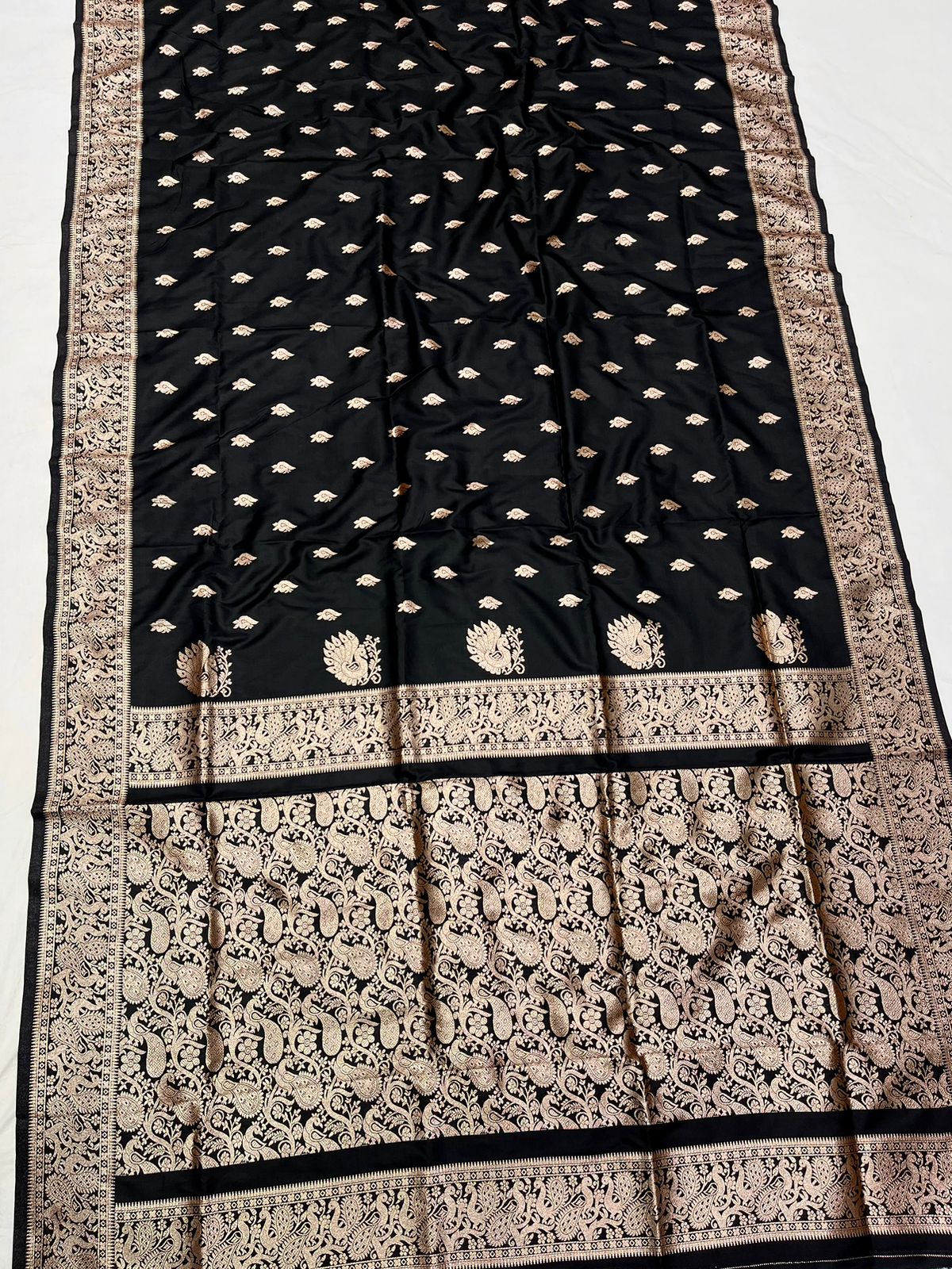 Dagina Sot Silk Saree