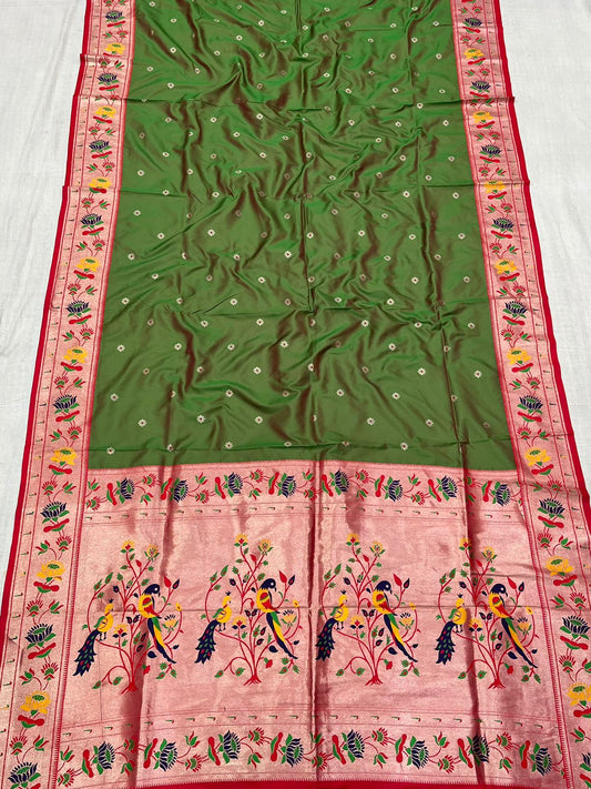 Lotus Border Paithani