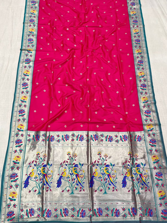 Lotus Border Paithani