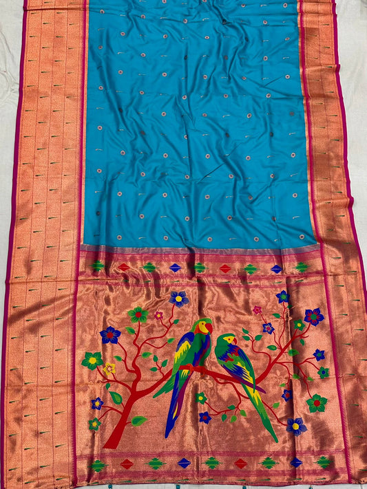 Muniya Border Saree