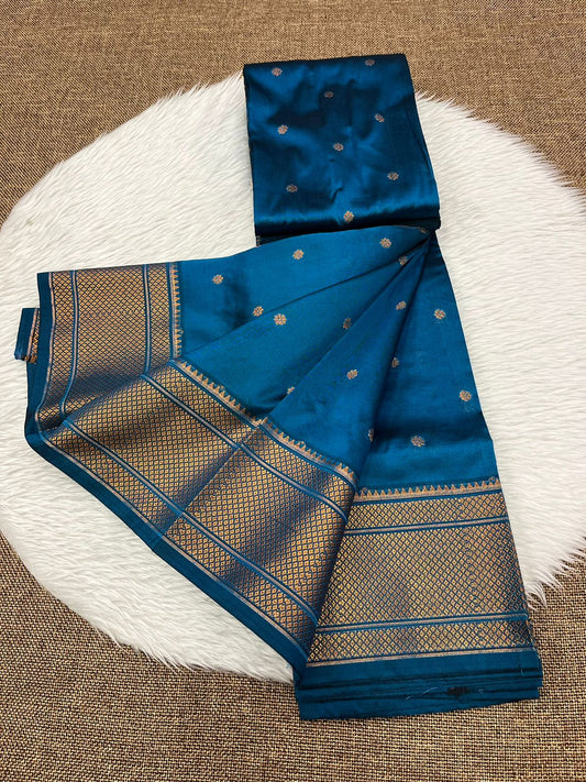 Trending Kalanjali paithani