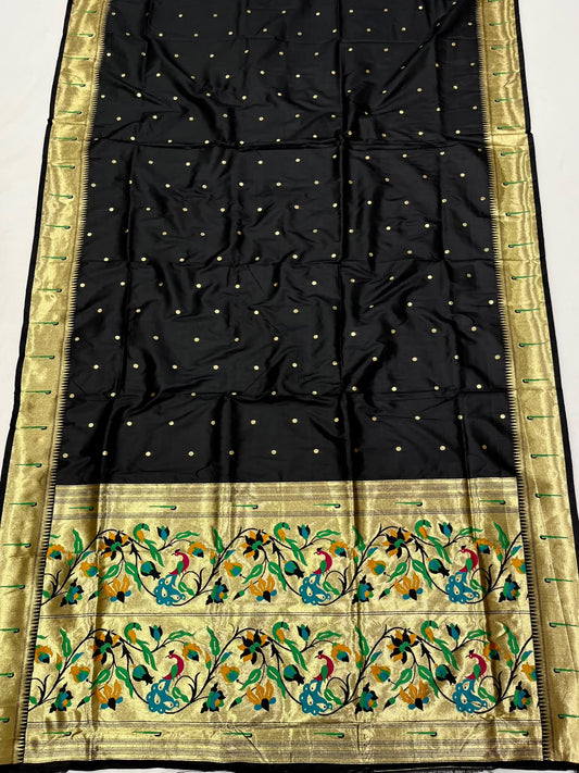 Premium Muniya Paithani Saree