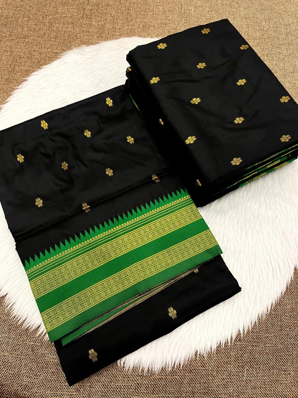 Semi Narayanpeth Saree