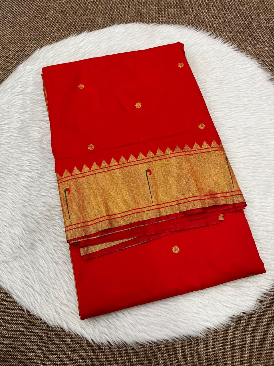 Muniya Paithani Saree