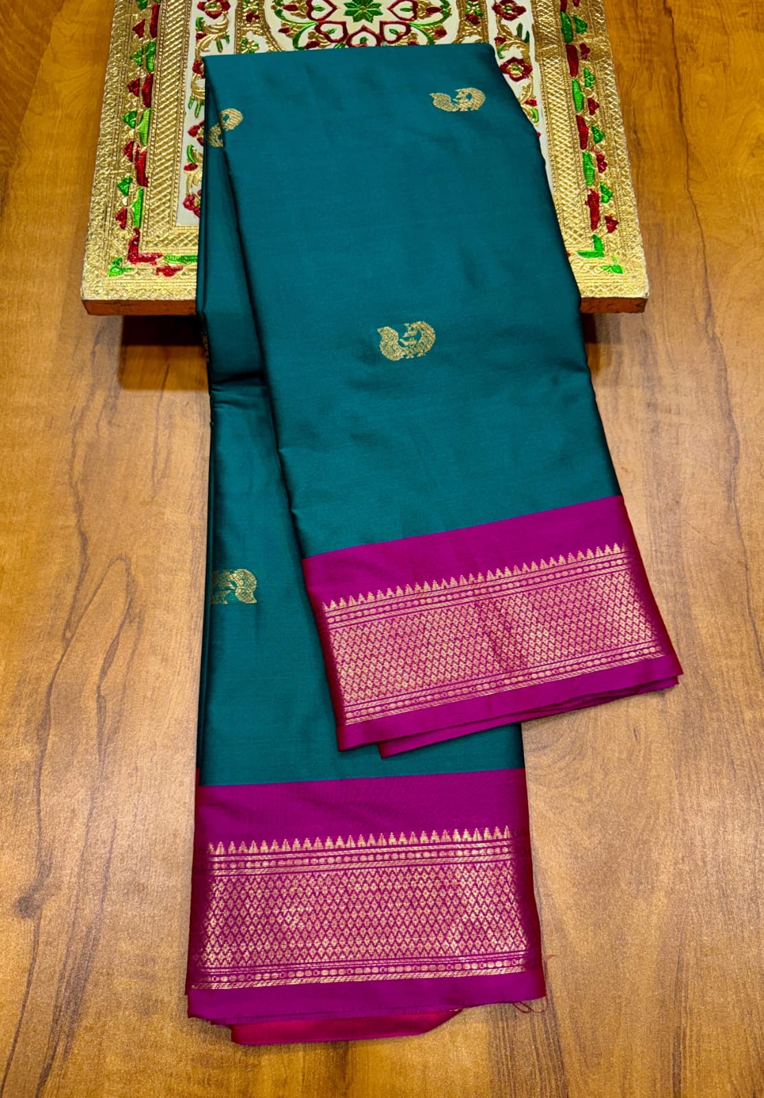 Mor paithani saree