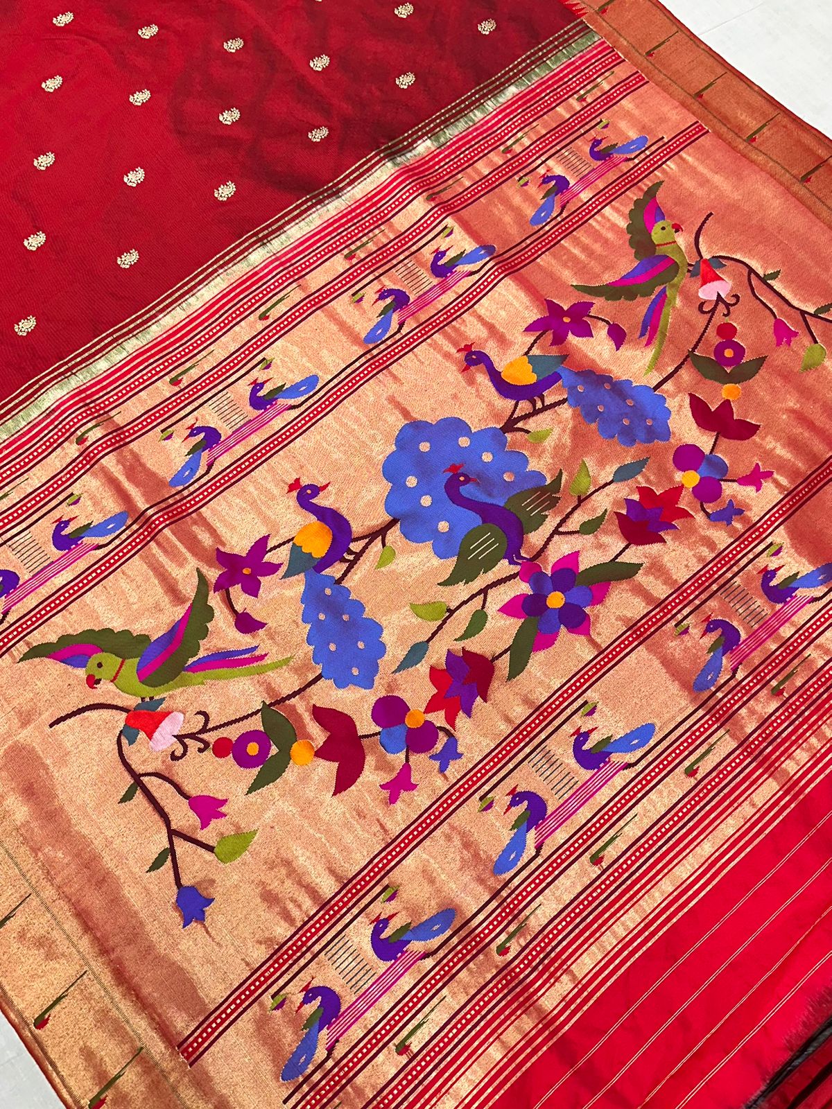 Hand Woven Pure Silk Muniya Border Paithani Saree