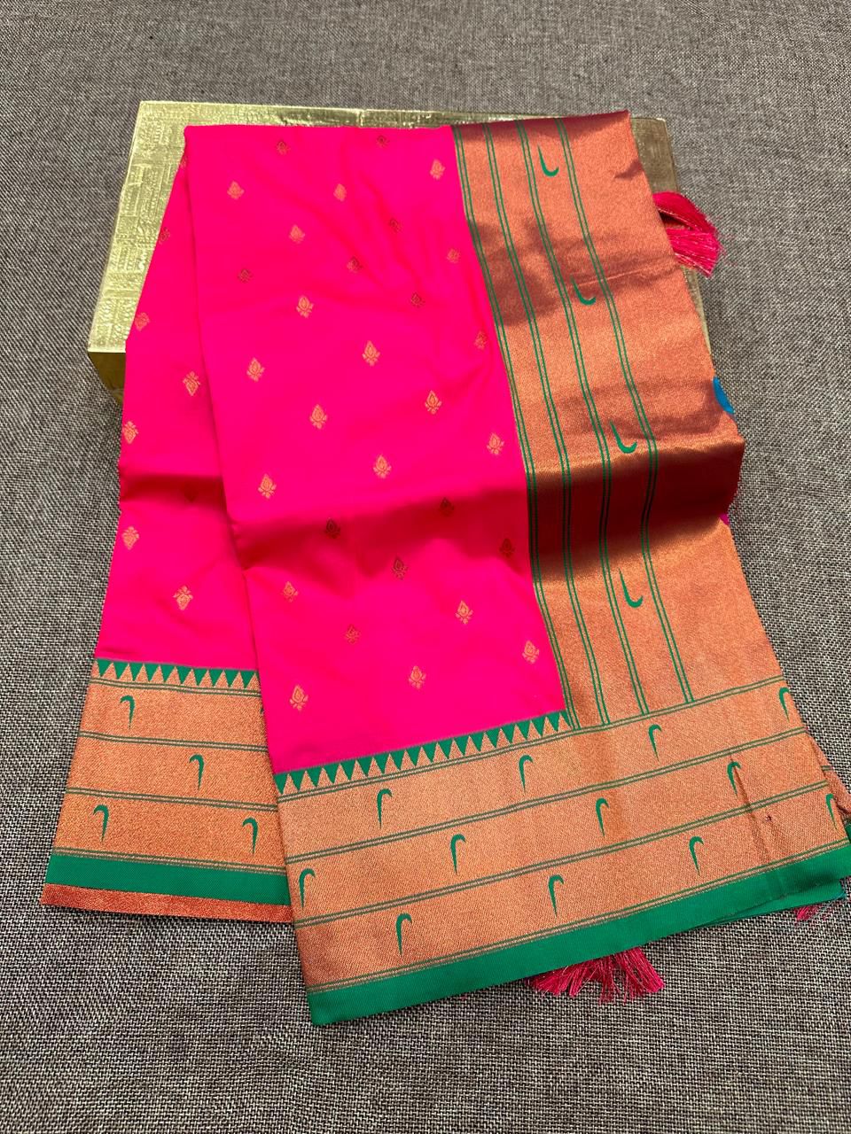 Triple Muniya paithani