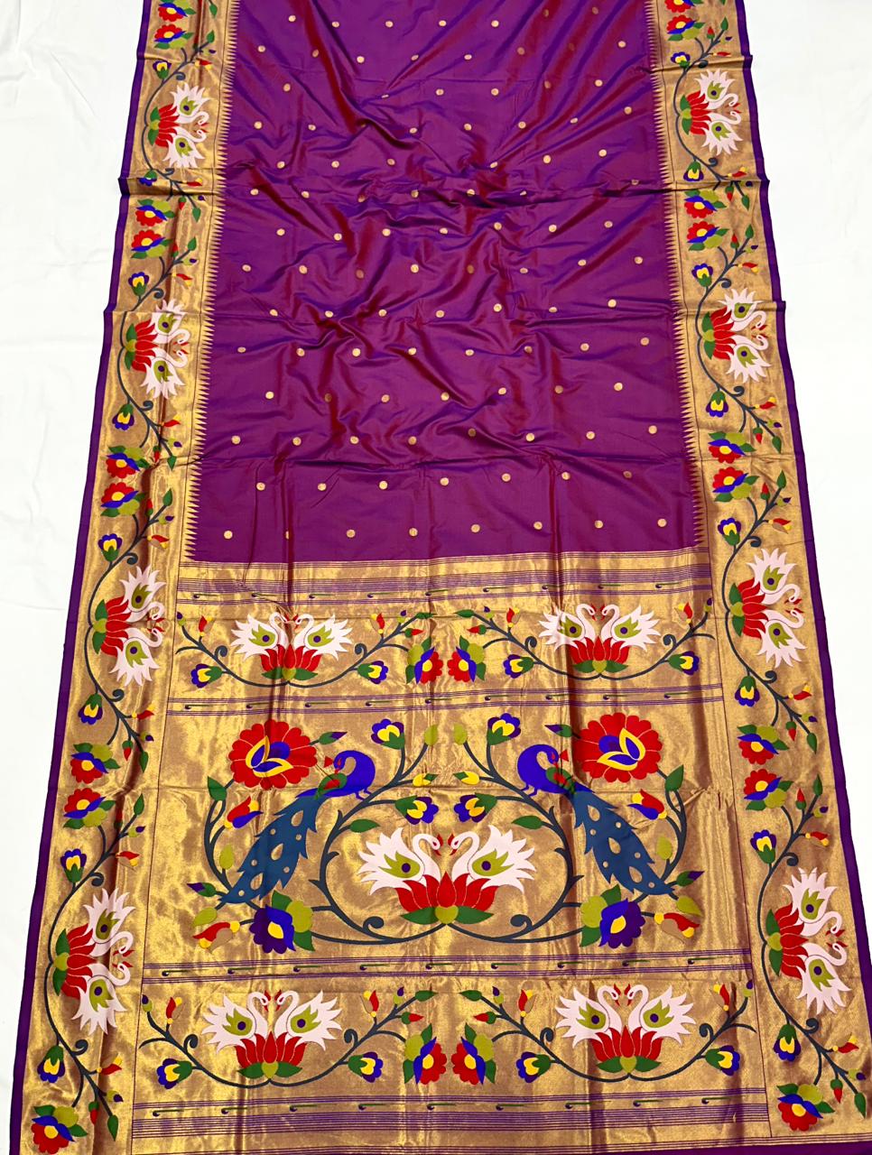 Rajhuns Paithani Saree